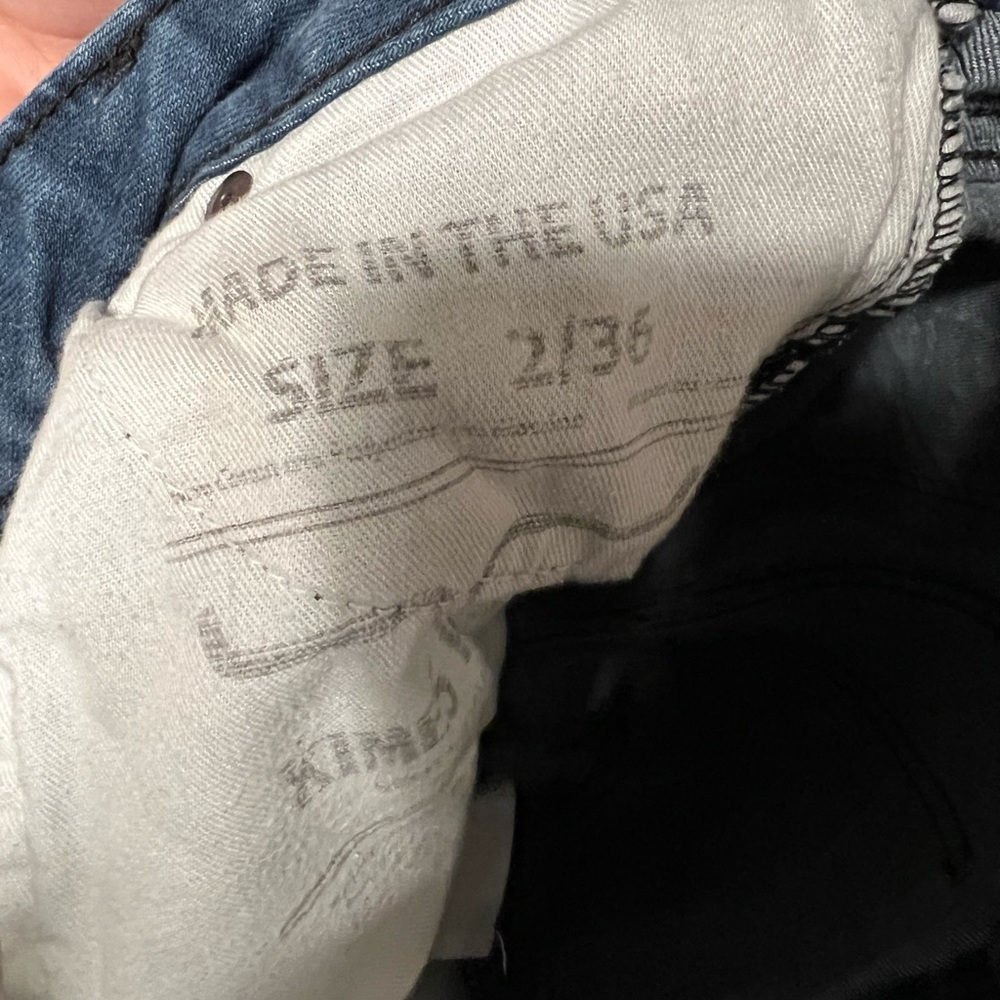 2/36 Lola Kimes Ranch Jean no holes or stains. Just don’t fit me anymore